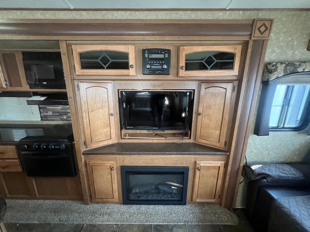 2014 Crossroads Rv Sunset Trail 32 Rl alt