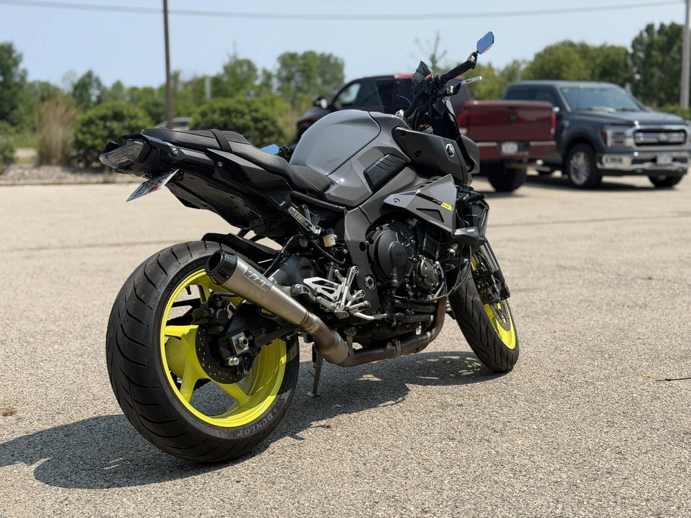 2017 Yamaha Fz10 alt