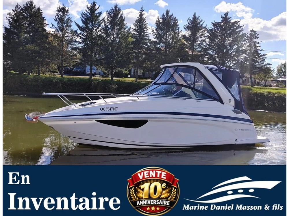 2015 Regal 28 Express alt
