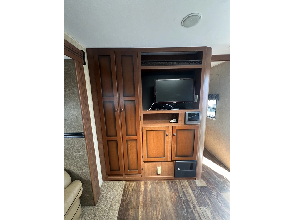 2013 Keystone Rv Aspen Trail 3010 Bhds alt