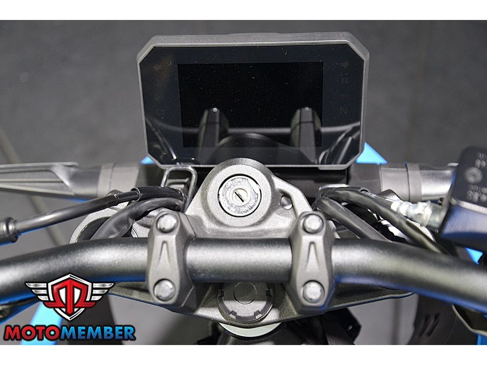 2024 Suzuki Gsx-8s alt