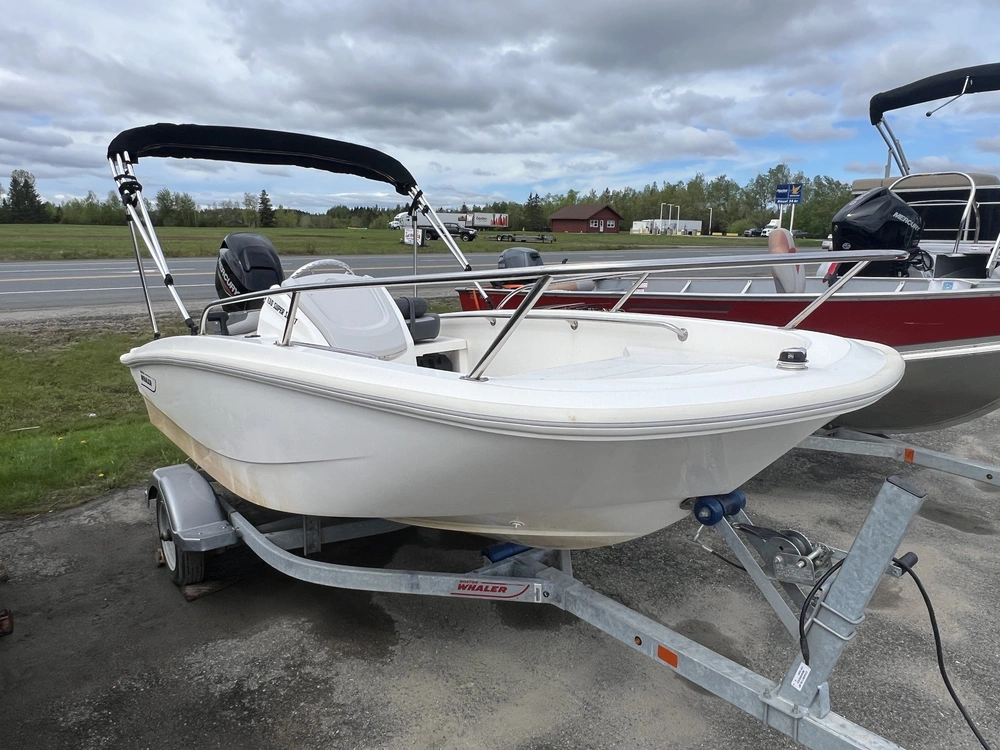 2021 Boston Whaler 130 Supersport alt