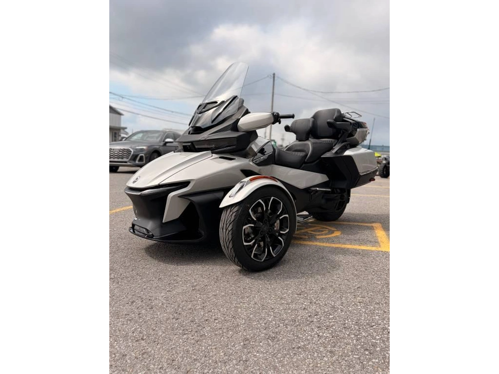 Bombardier Canam Spyder Rt Ltd 2021 alt
