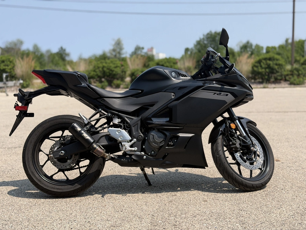 2025 Yamaha Yzf-r3 alt