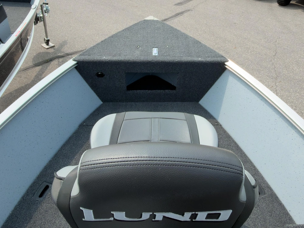 2025 Lund 1600 Fury Ss