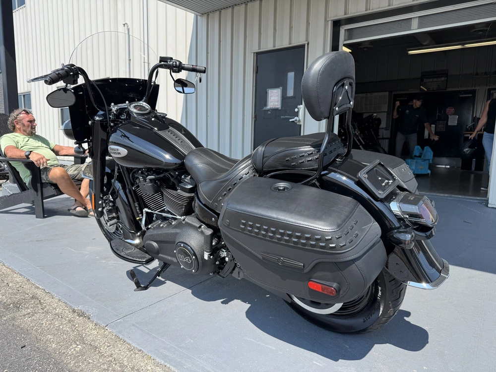 2023 Harley-davidson Heritage Classic 114 alt