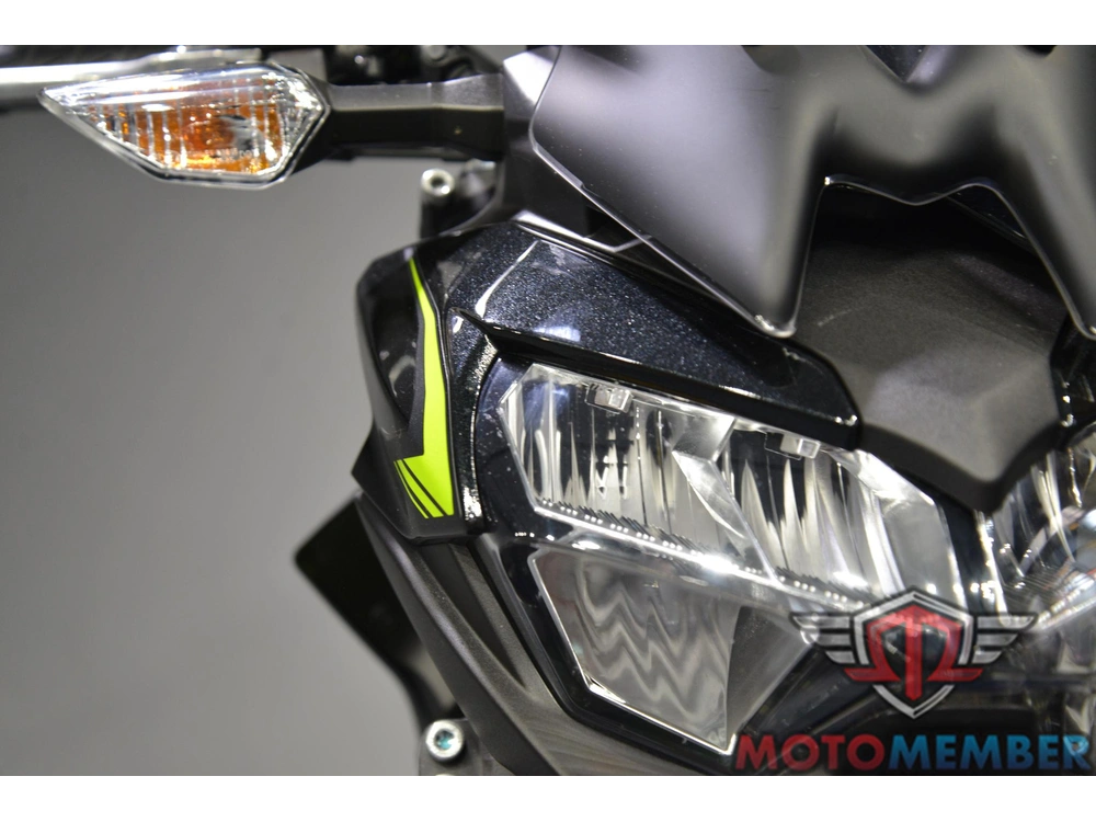 2022 Kawasaki Z650 alt
