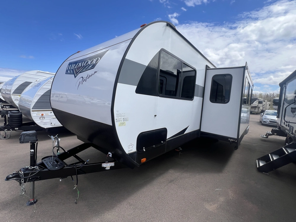 2024 Forest River Wildwood 32bhdsx alt