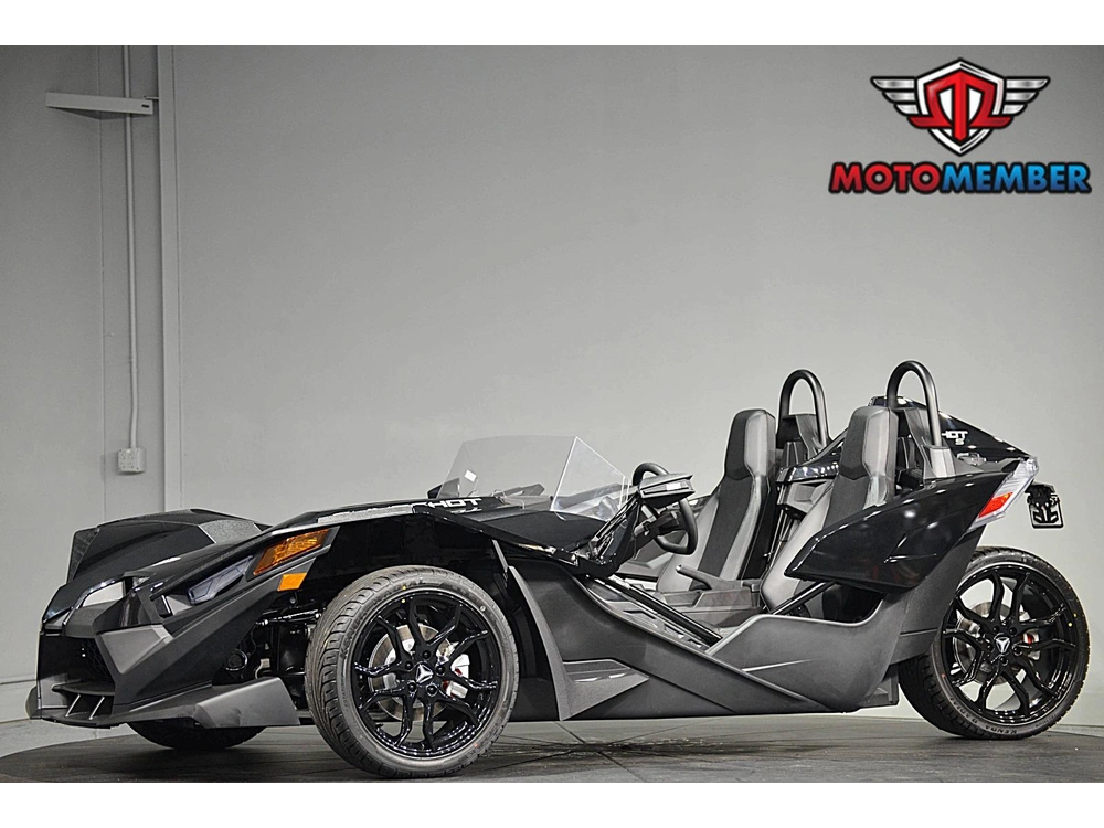 2026 Slingshot Slingshot® S Autodrive Jet Black alt