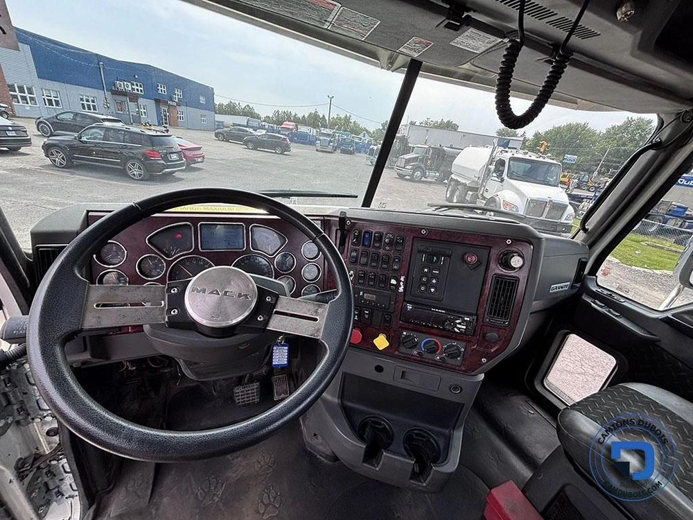 2015 Mack Gu813 alt