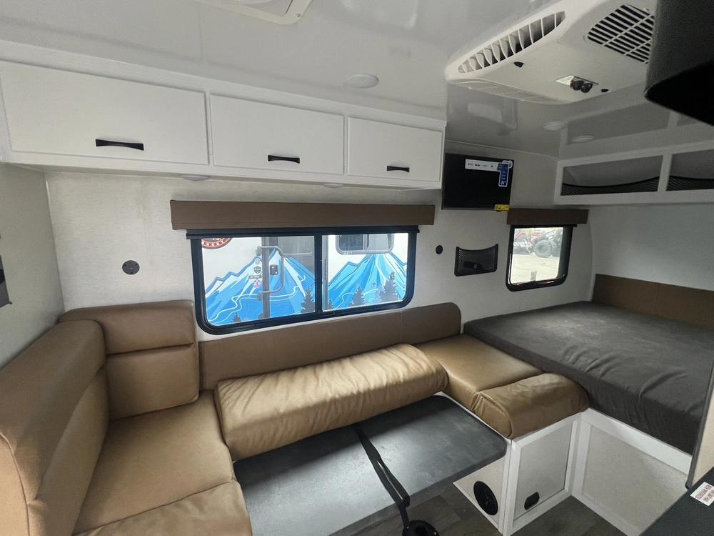 2026 Modern Buggy Rv Country Born 17 alt