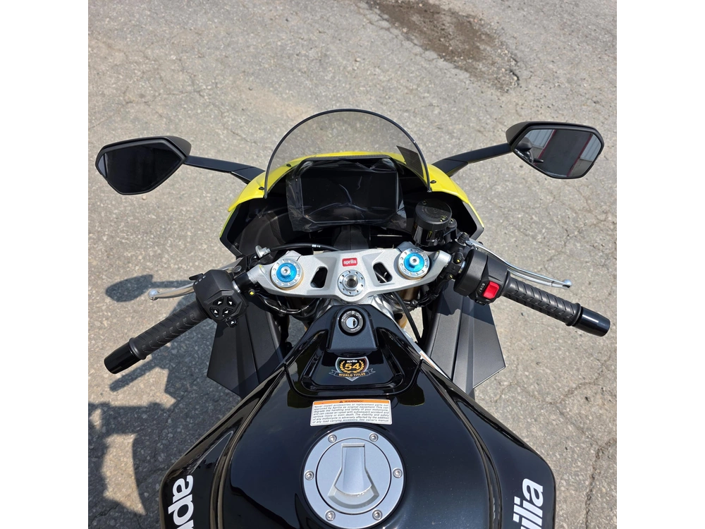 2027 Aprilia Rs 660 Factory alt