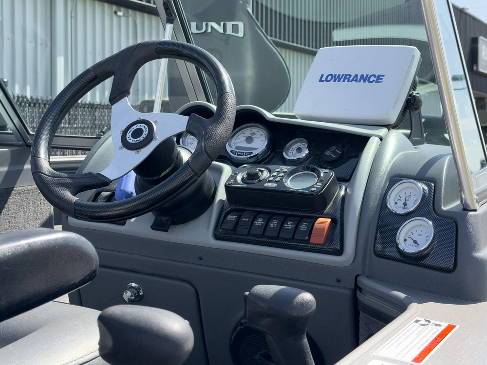 2011 Lund 2075 Pro V alt