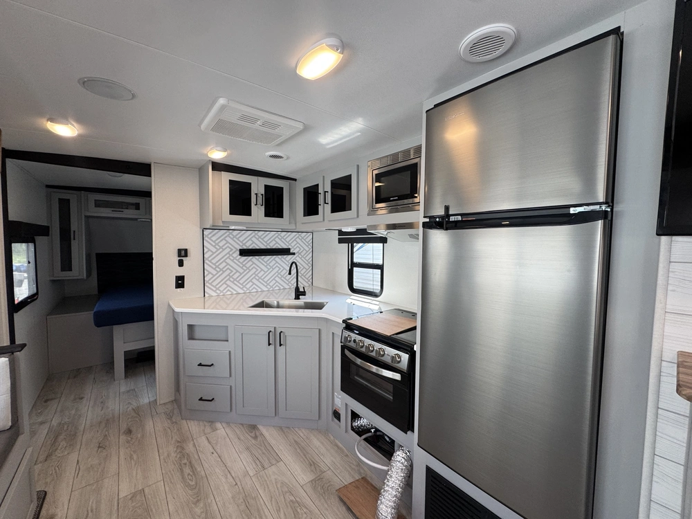 2024 Heartland North Trail 29bhp alt