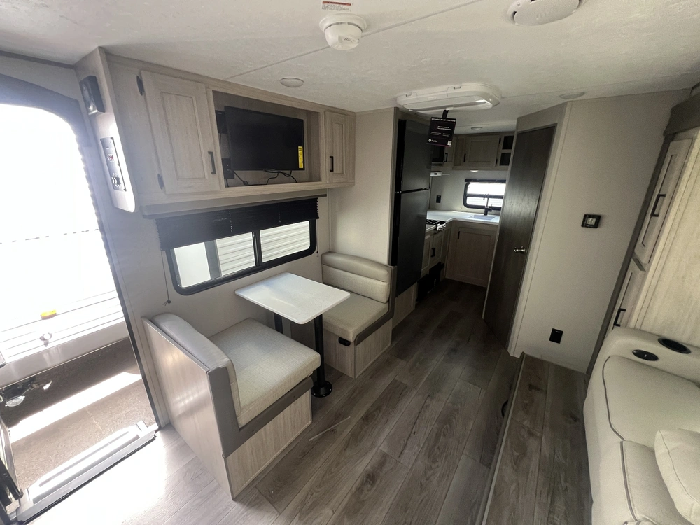 2026 Coachmen Catalina 194rbs alt