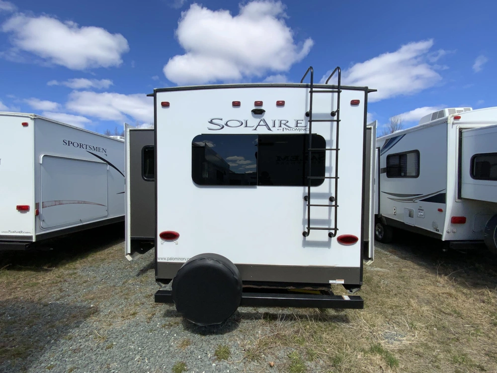 2019 Forest River Palomino Solaire 316 Rlts alt
