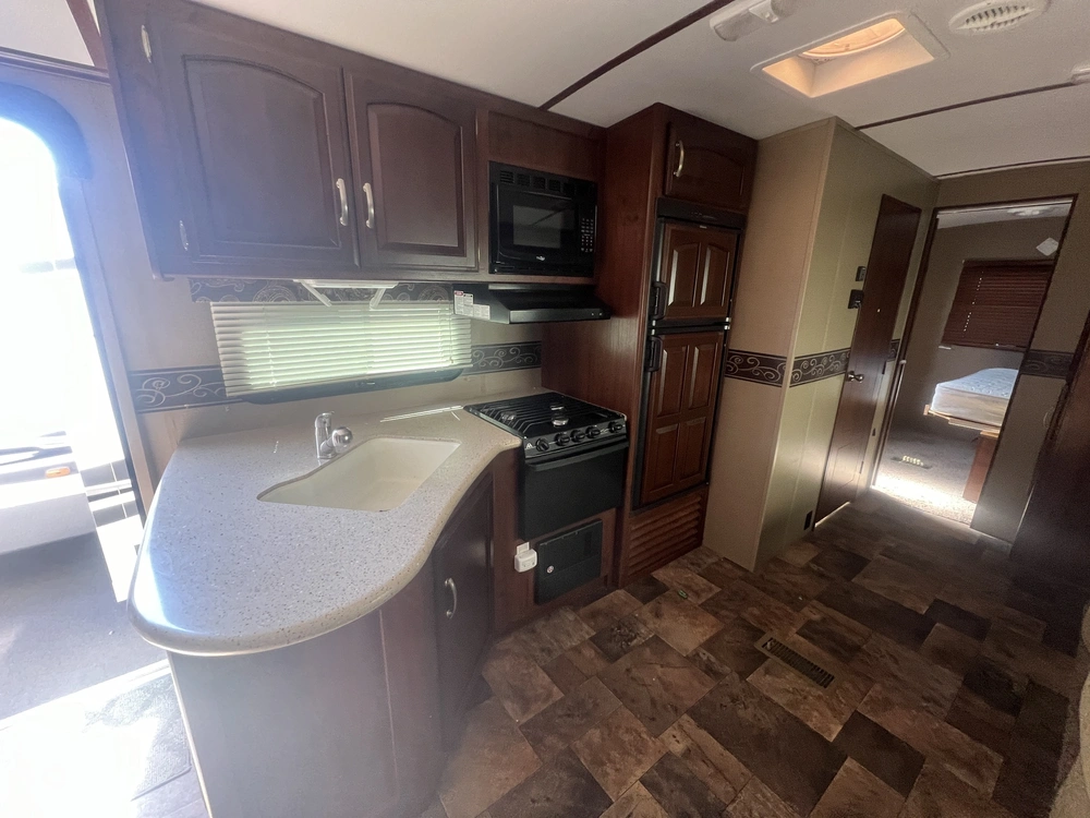 2015 Keystone Rv Outback 301bq alt