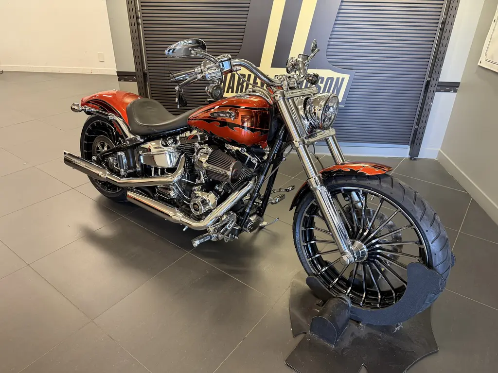 2014 Harley-Davidson CVO BREAKOUTFXSBSE