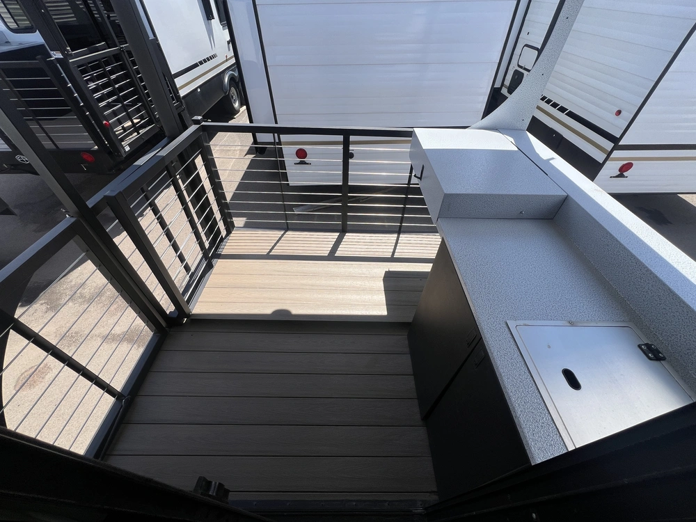 2025 Forest River Wildwood 34veranda alt