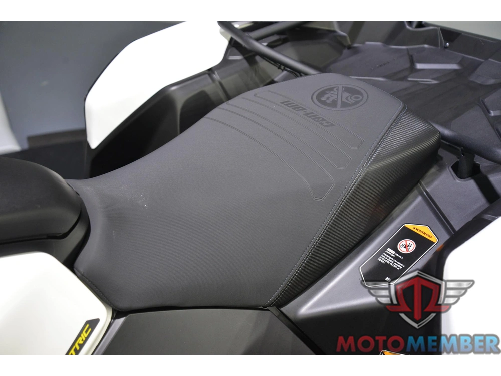 2026 Can-am Outlander Electric alt