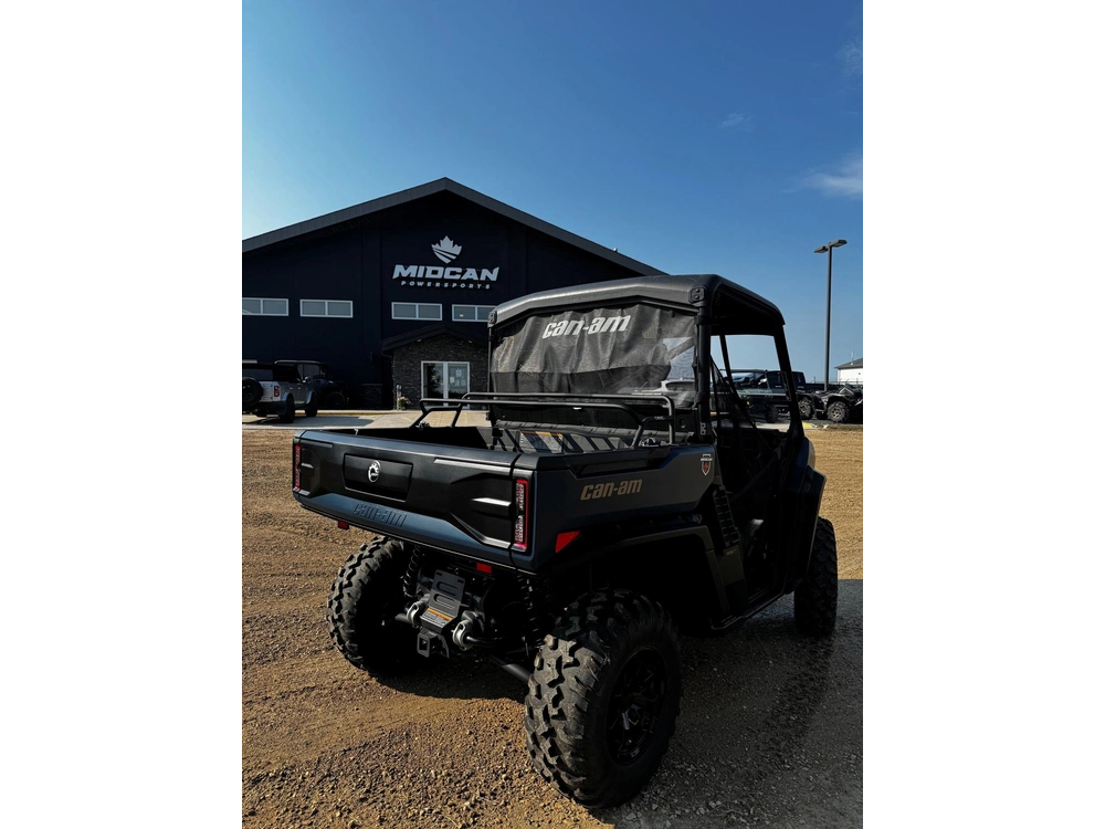2026 Can-am Defender Xt Hd11 With 10.25" alt