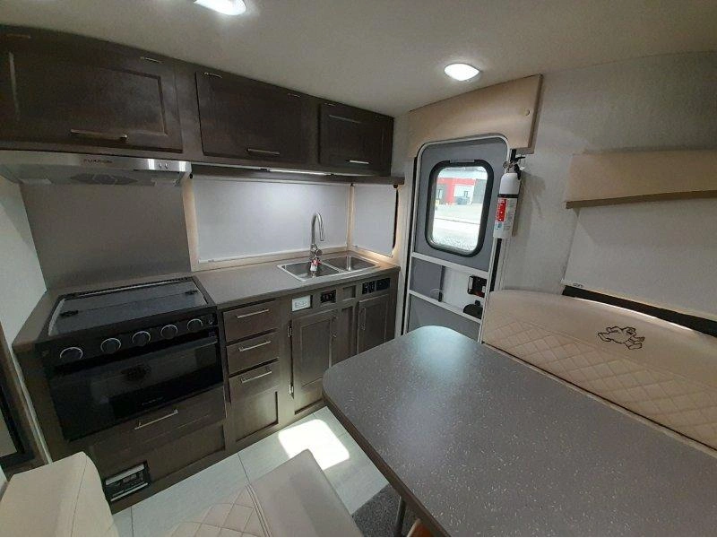 Bigfoot Rv Bigfoot 25c10.4 2027 alt