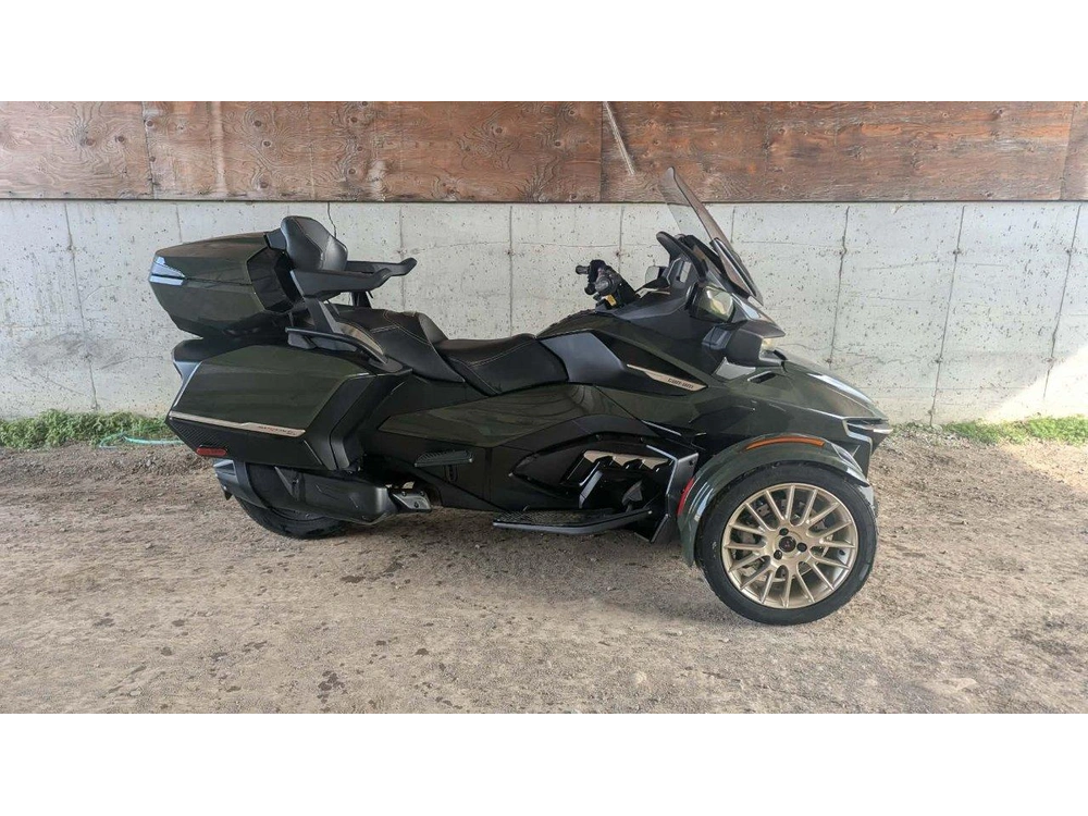 Can-am Rt Sea-to-sky Used 2023 alt