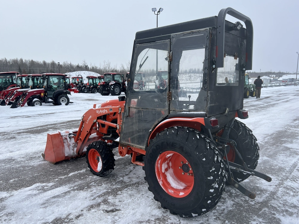 2022 Kubota Lx2610su alt