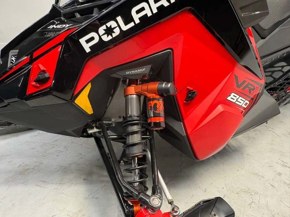 2026 Polaris 850 Indy Vr1 Dynmx 137 alt