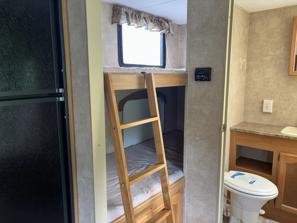 2011 Keystone Rv Springdale 267bhs As Is!! alt