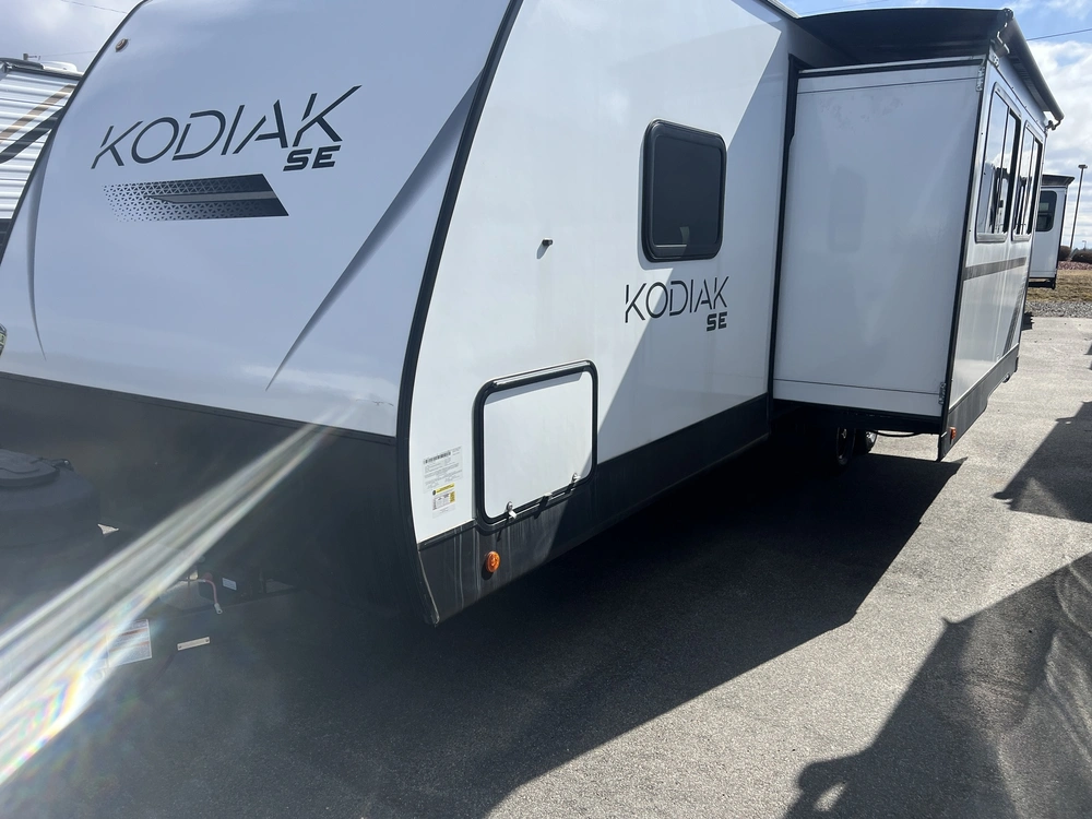 2024 Dutchmen Kodiak 27 Sbh alt