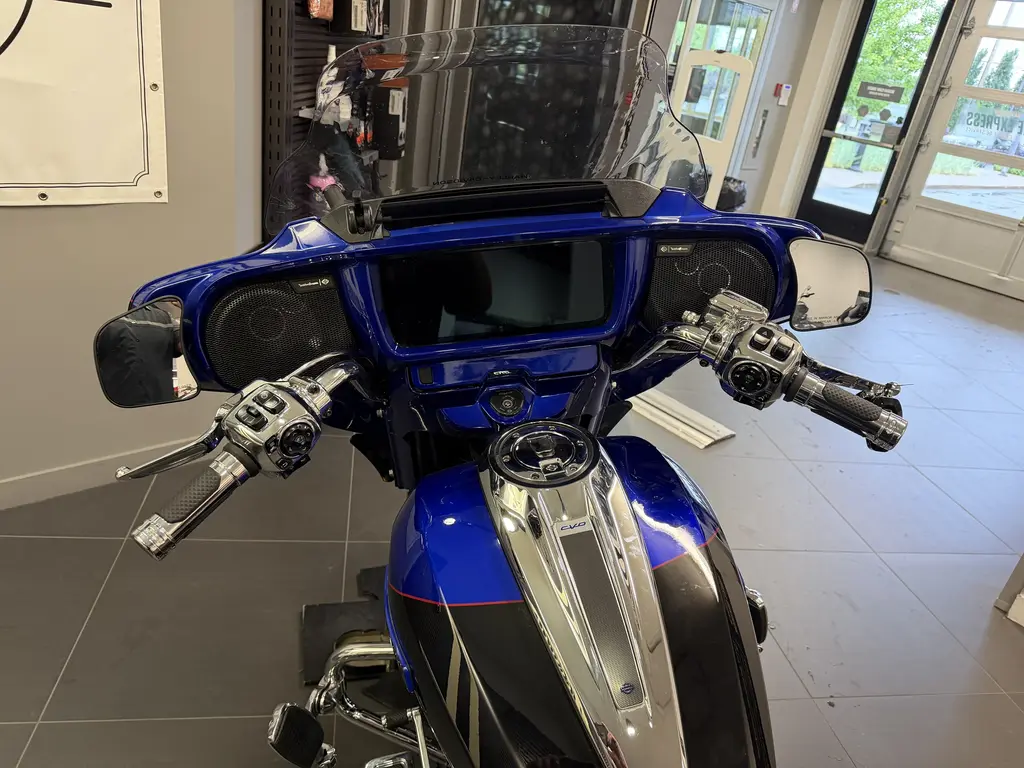 Harley-Davidson CVO Street Glide FLHXSEFLHXSE 2025