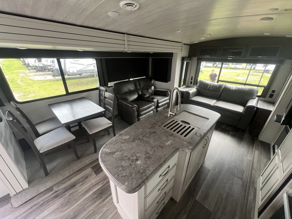 2021 Keystone Rv Cougar Half Ton 32 Rli alt