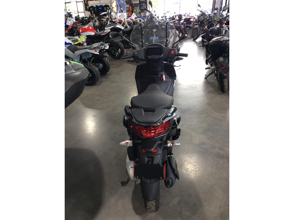 Piaggio Liberty 150 S 2025 alt