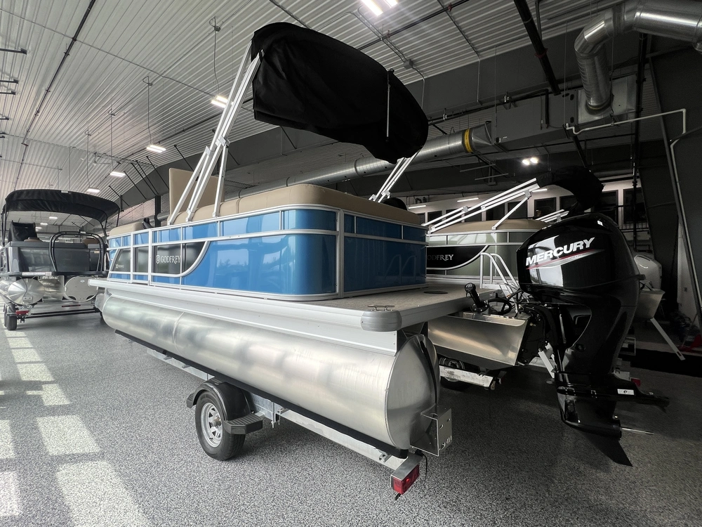 2026 Godfrey Marine Sweetwater 2086c alt