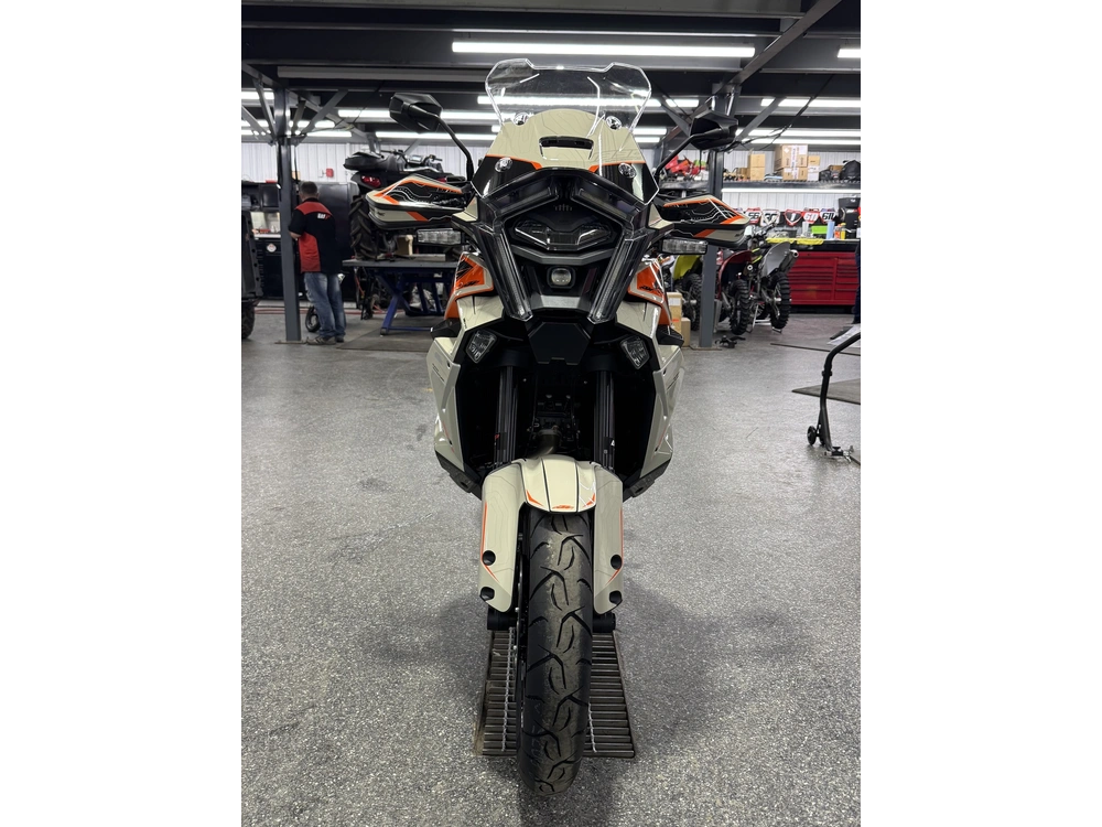 Ktm 1390 Super Adv S 2027 alt