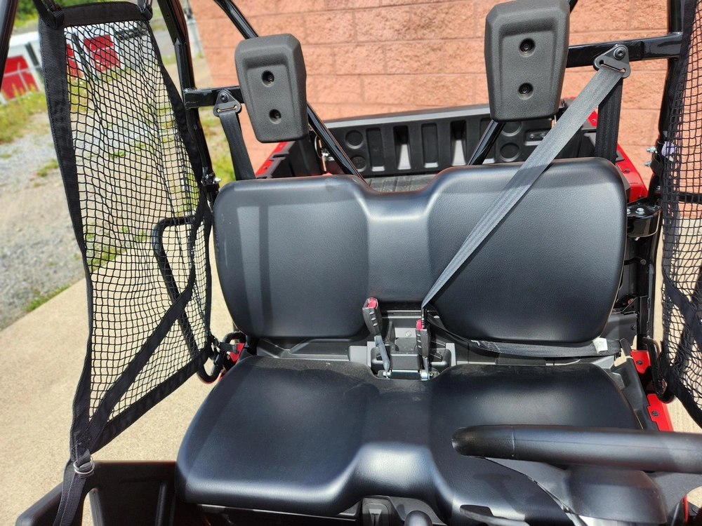 2026 Honda Pioneer 520 alt