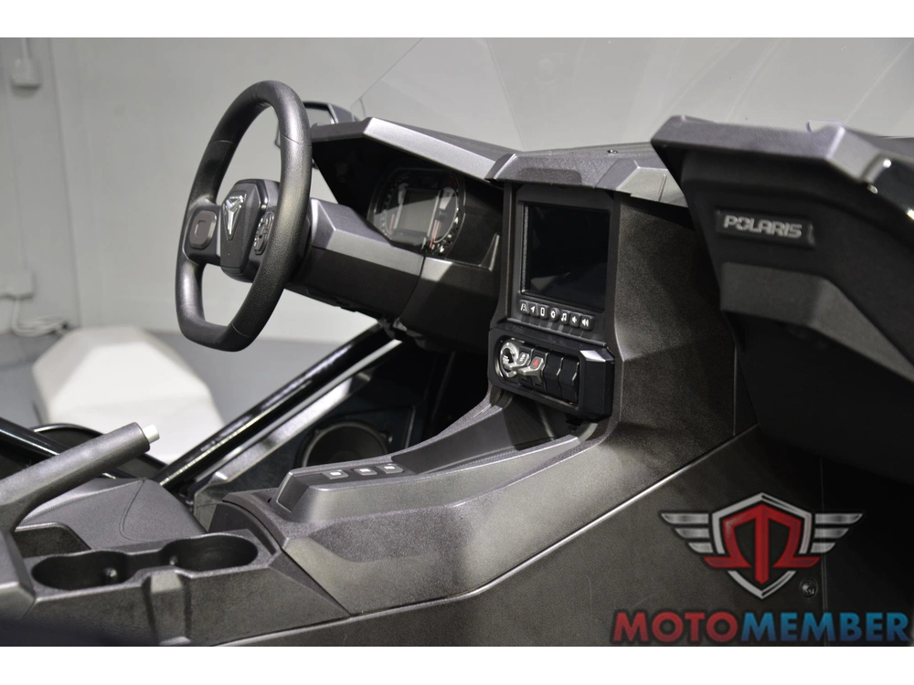 2025 Slingshot S Autodrive alt