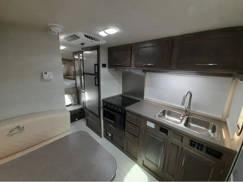 Bigfoot Rv Bigfoot 25c10.4 2027 alt
