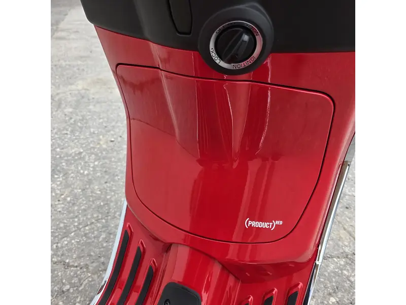 Vespa Primavera Red 150 2027