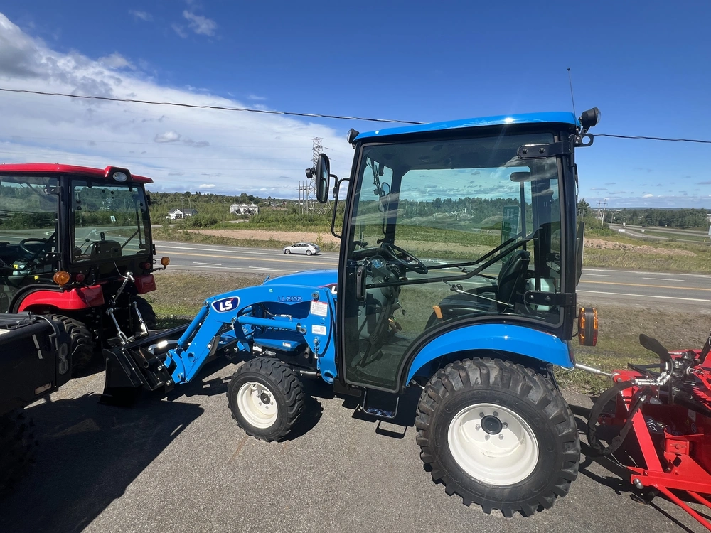 2026 Ls Tractor Xj2025hc alt