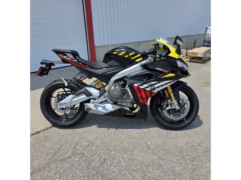 2027 Aprilia RS 660 Factory
