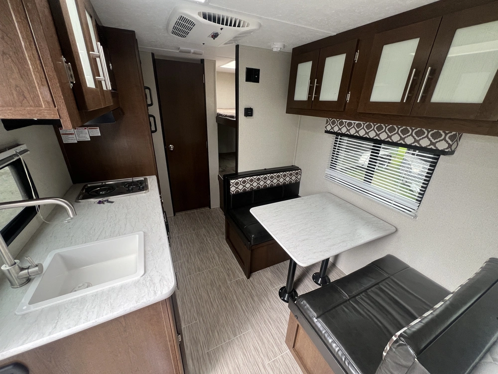 2019 Forest River Prime Time Ptx 160 Bh alt