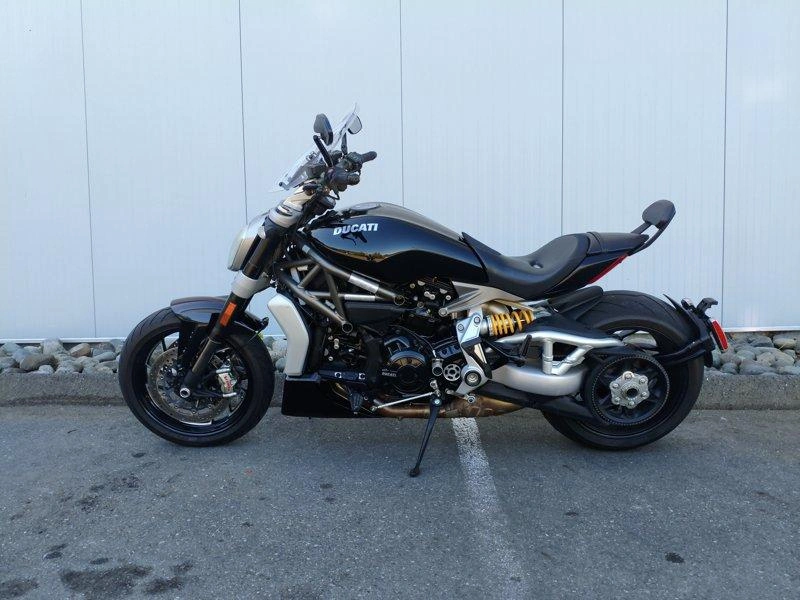 2016 Ducati Xdiavel S alt