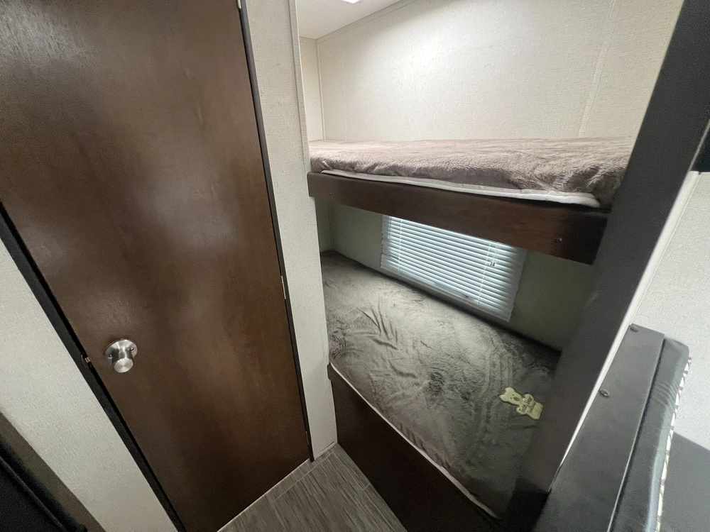 2019 Forest River Prime Time Ptx 160 Bh alt