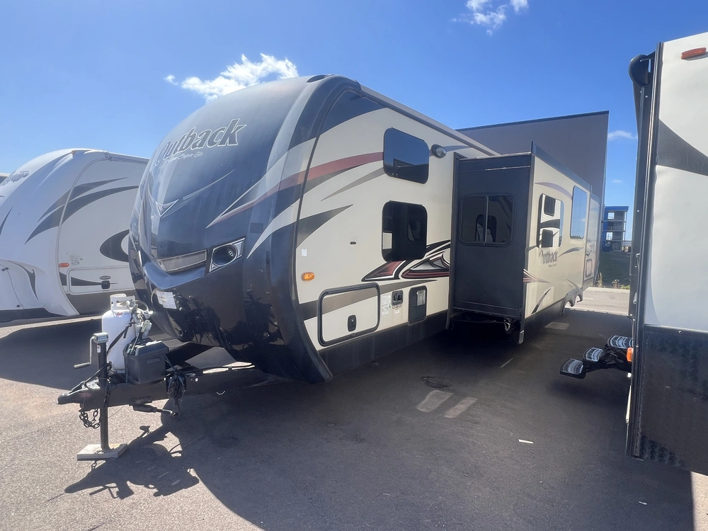 2015 Keystone Rv Outback 301bq alt