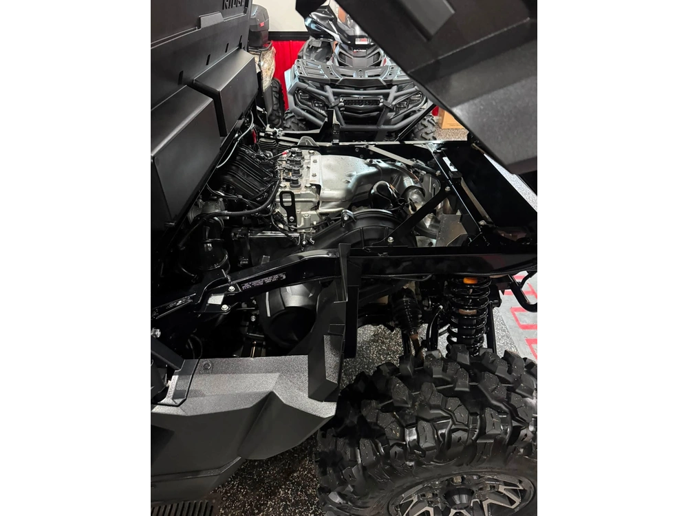 Kawasaki Ridge Creww 2025 alt
