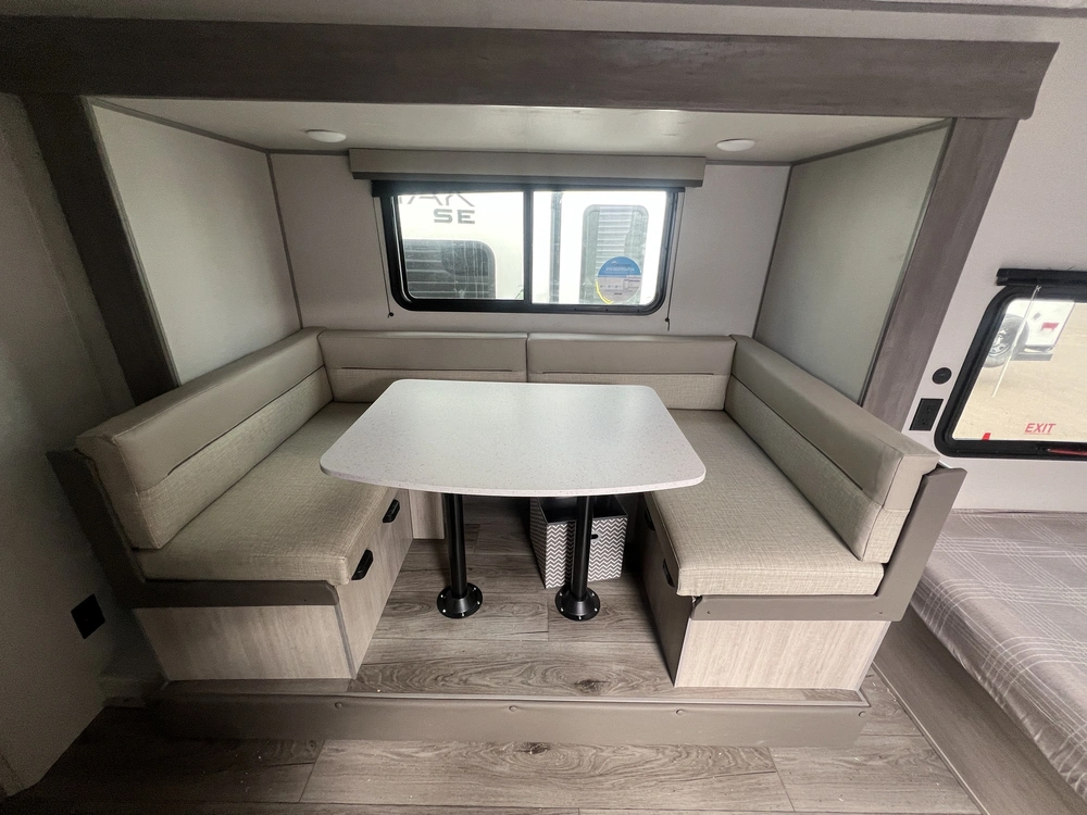 2026 Coachmen Catalina 184bhsx alt