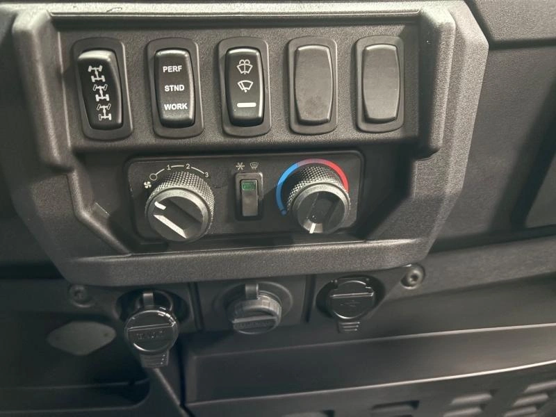 2027 Polaris Polaris Ranger Xp 1000 Cab alt