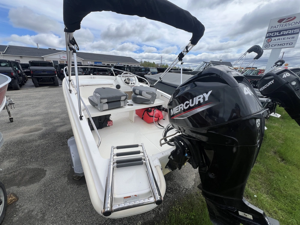 2021 Boston Whaler 130 Supersport alt
